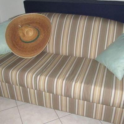 Hall small sofa with sleeper