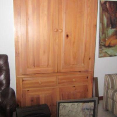 Hall cabinent