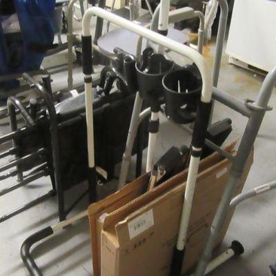 Hall walkers and more equipement 