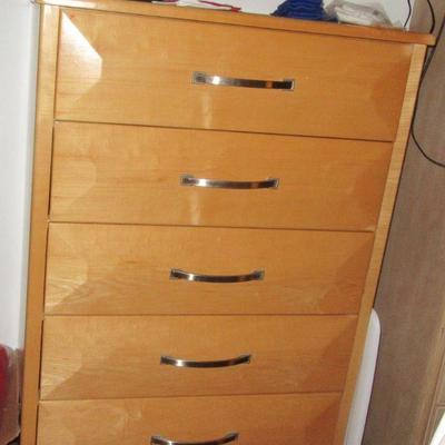 Hall chest of drawers