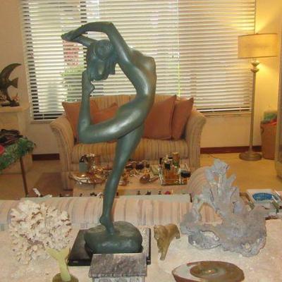 Hall dancer