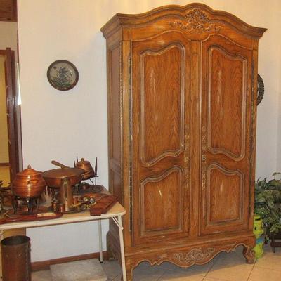 Hall french cabinet with copper collection