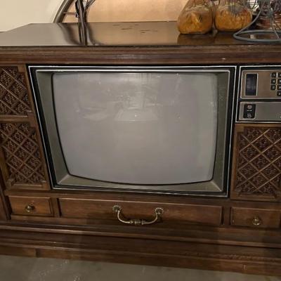 RCA TV