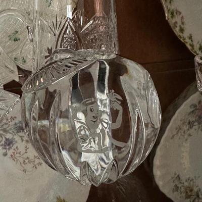 Waterford crystal snow white poison apple 