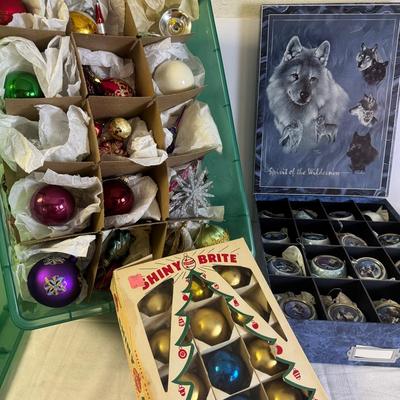 Vintage Bradford Edition Spirit Of The Wilderness Shiny Brute Ornaments 