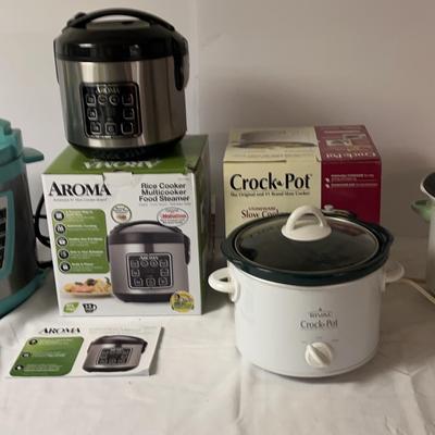 Pressure Cookers And Crock Pots