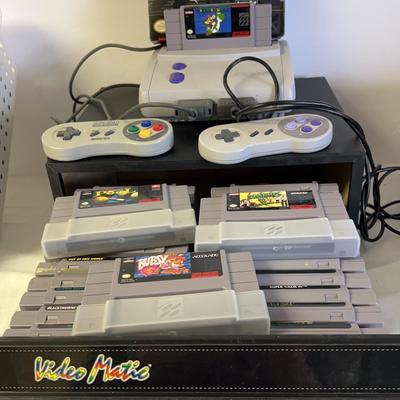 Vintage Super Nintendo System & 28 Games!
