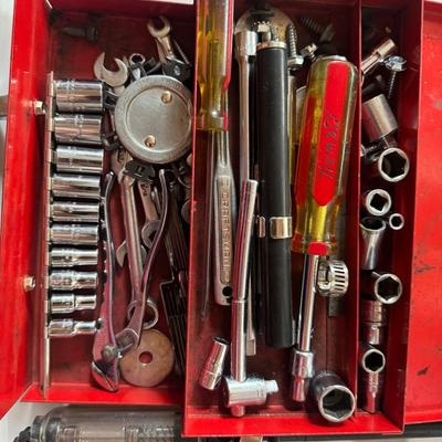 Sm Mac Toolbox w/ Assorted Wrenches & Sockets And More