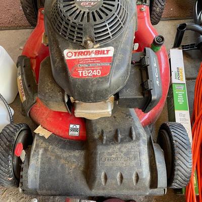 Troy-Bilt Honda Self-Propelled Mower Tested