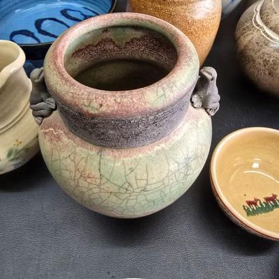 Frog vase stoneware 