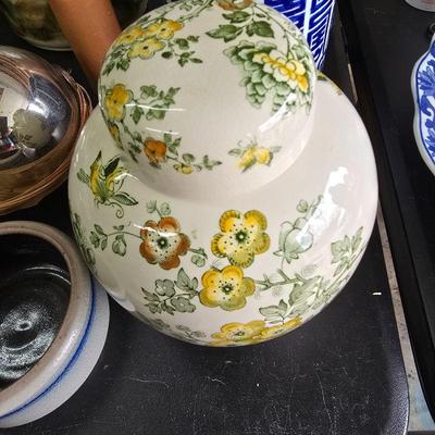 Ginger jar