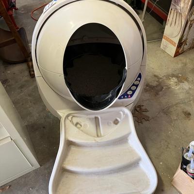 Lot 056-GAR: Litter-Robot 3