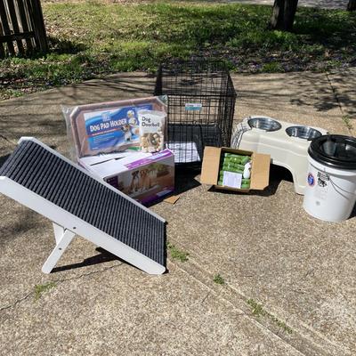 Lot 069-GAR: Dog Accessory Assortment