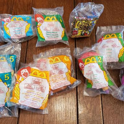 Lot 092-LR: McDonald’s Happy Meal Toys: Disney’s Sleeping Beauty and Friends