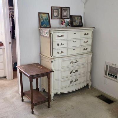 Vintage Bassett French Provincial dresser