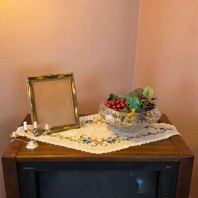 Crystal bowl with mid century grapes
