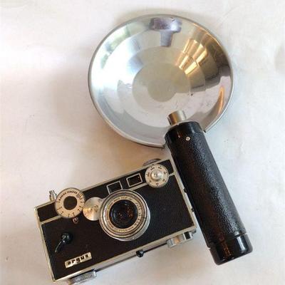 ARGUS 35MM CAMERA WITH FLASH ATTACHMENT