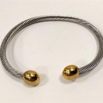 Q-ray therapy bracelet