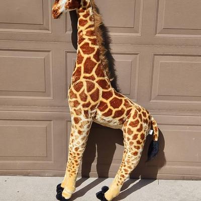 Geoffrey The Giraffe 
