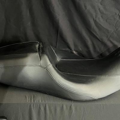 Harley Street Glide Seat