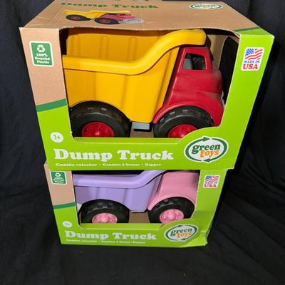 2 Dump Trucks 