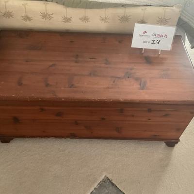 Hope Chest 44 X 22 X 19