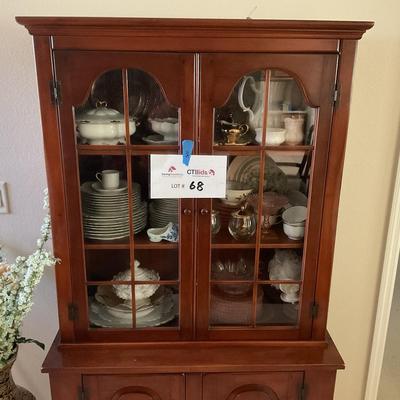 China Cabinet 36 X 17 X 68 Does Not Include Any Items In