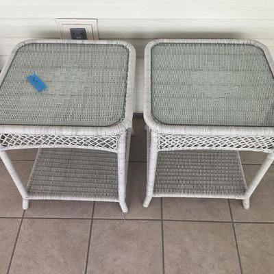 Set Of Two Outdoor Wicker Side Tables 21 1/2 X 21 1/2 X 24