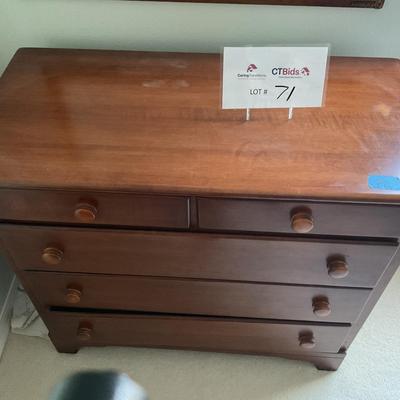 Wood dresser 40 x 19 x 34