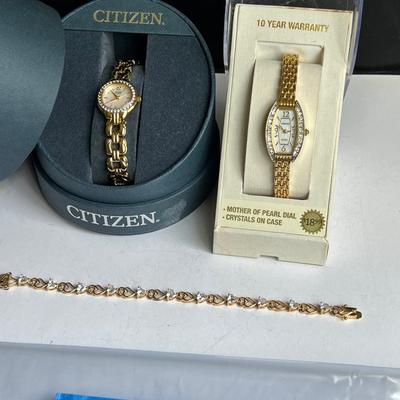 Women’s Citizen Watch And 925 Bracelet