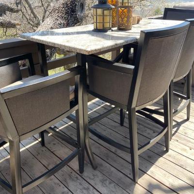 Jordan Brown patio set 
