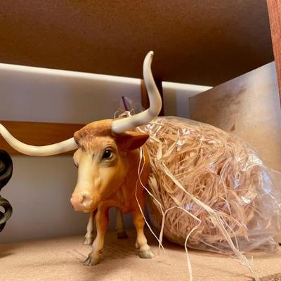 Big steer toy 