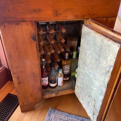 Inside ice box 1800’s 