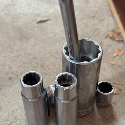 Asst. Snap-on Sockets & 6” Snap-on Extension 