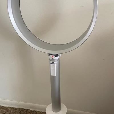 Dyson Bladeless Portable Fan 4’ high 18” Wide 