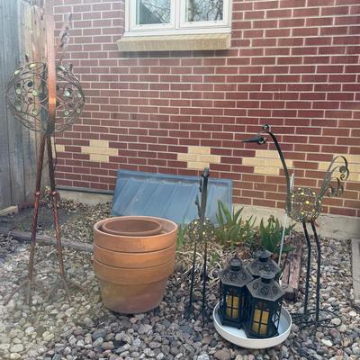 Filigree Bird Yard Art Terracotta Planters & Lanterns 
