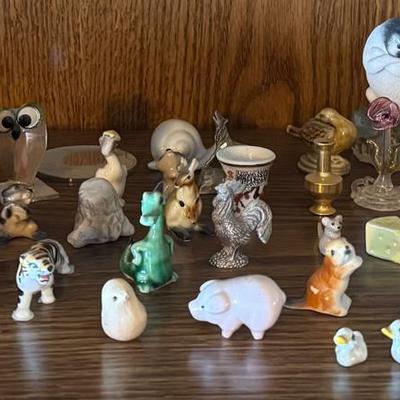 Miniature Collectible Figures & Animals Lot 1