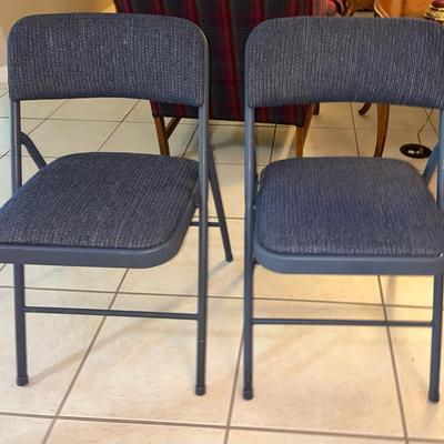 2 Folding Chairs