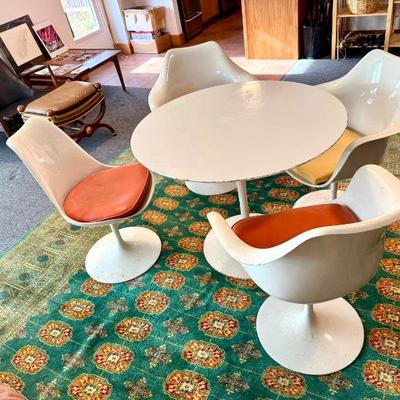 Oval Saarinen Table MCM
