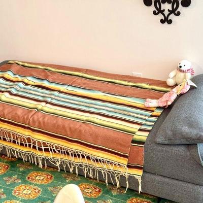 Soft Line Duet Daybed Pebble Weave Pumice
