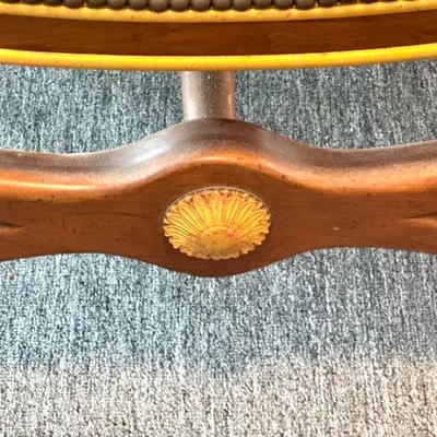Empire Style Ball Finials Bench
