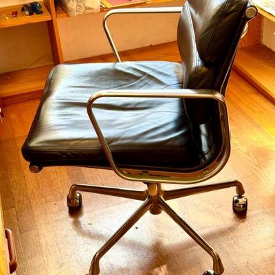 Herman Miller Eames Office Chair MCM