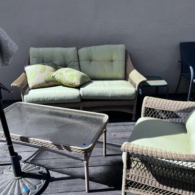 WICKER SEATING