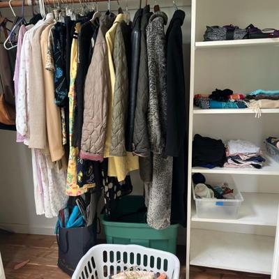 COATS/CLOTHING
LINENS