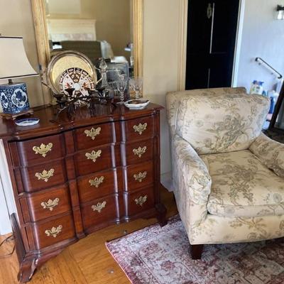 CUSTOM CHAIR
VINTAGE DRESSER/CABINET