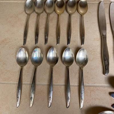 Gorham Sea Rose Sterling Silver 34 Pieces Flatware Set