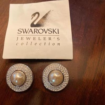 Vintage 80s Swarovski Crystal Clip-on Earrings