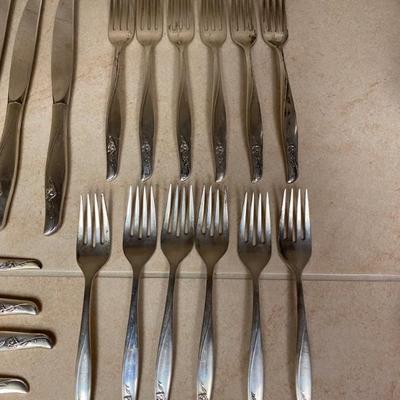 Gorham Sea Rose Sterling Silver 34 Pieces Flatware Set