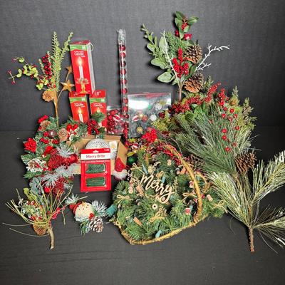 Christmas Sprays And Mini Ornaments