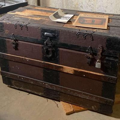 Vintage Chest 